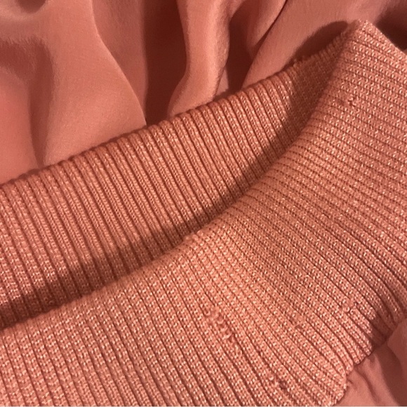 St. John Silk Full Zip Collared Bat Wing Bomber Jacket  Cardigan Mauve Size XL. - Picture 14 of 16